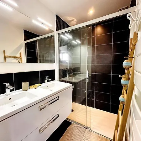 Le Gambetta - Marche Apartment *